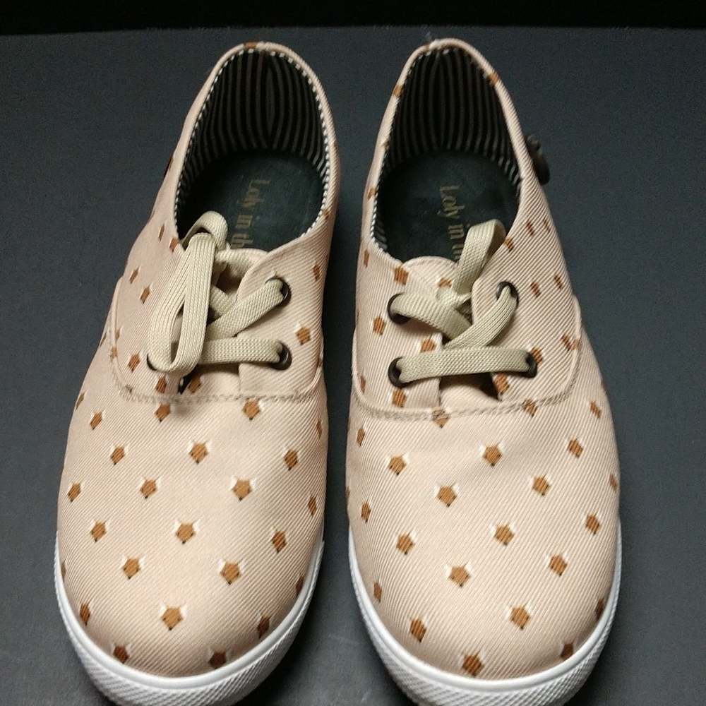 ModCloth Loly in the Sky Fox Shoes Size 7.5